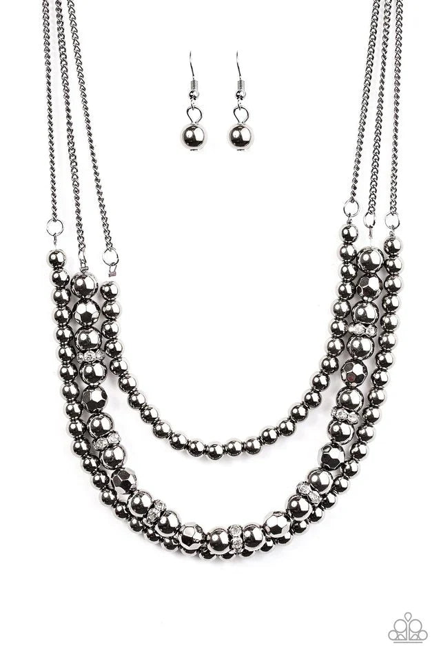 Paparazzi Necklace ~ Its A Diva Thing - Black