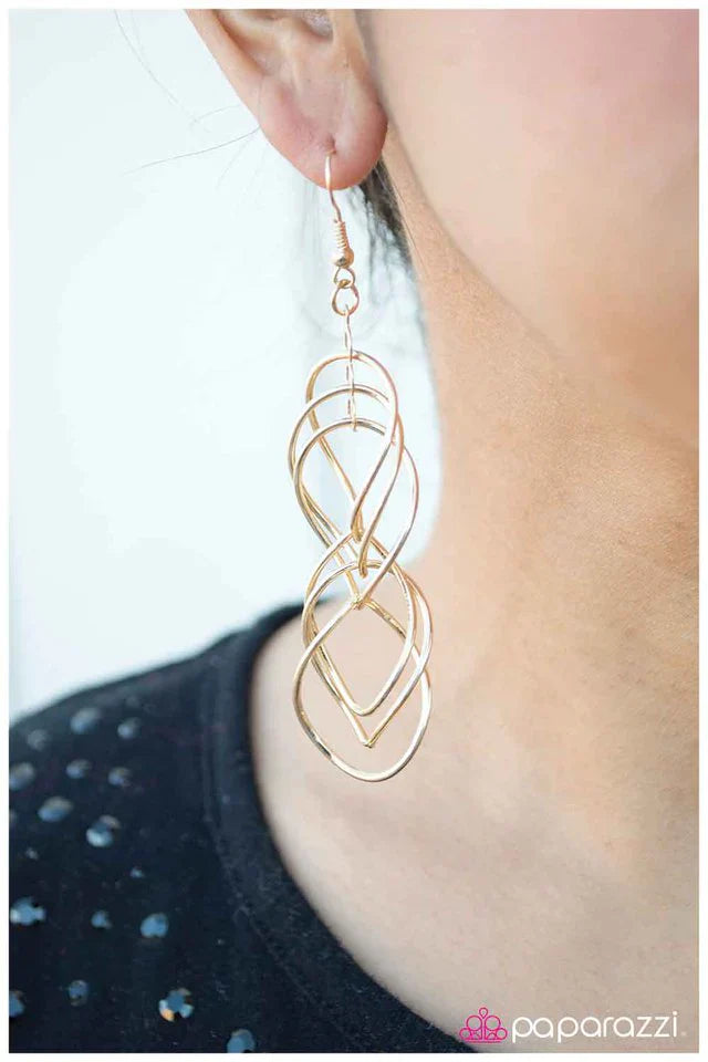 Paparazzi Earring ~ A Daring Escape - Gold