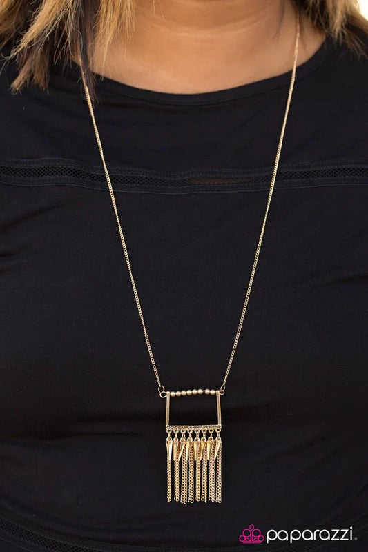 Paparazzi Necklace ~ Sharp Sophistication - Gold