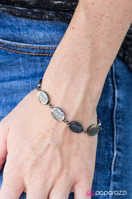 Paparazzi Bracelet ~ Good Things Come In TREES - Black