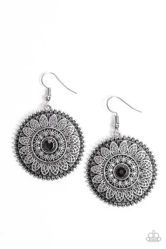 Paparazzi Earring ~ Garden Flower - Black
