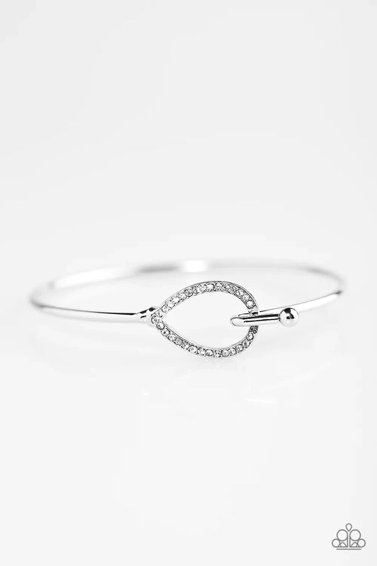 Paparazzi Bracelet ~ Metro Magic - White