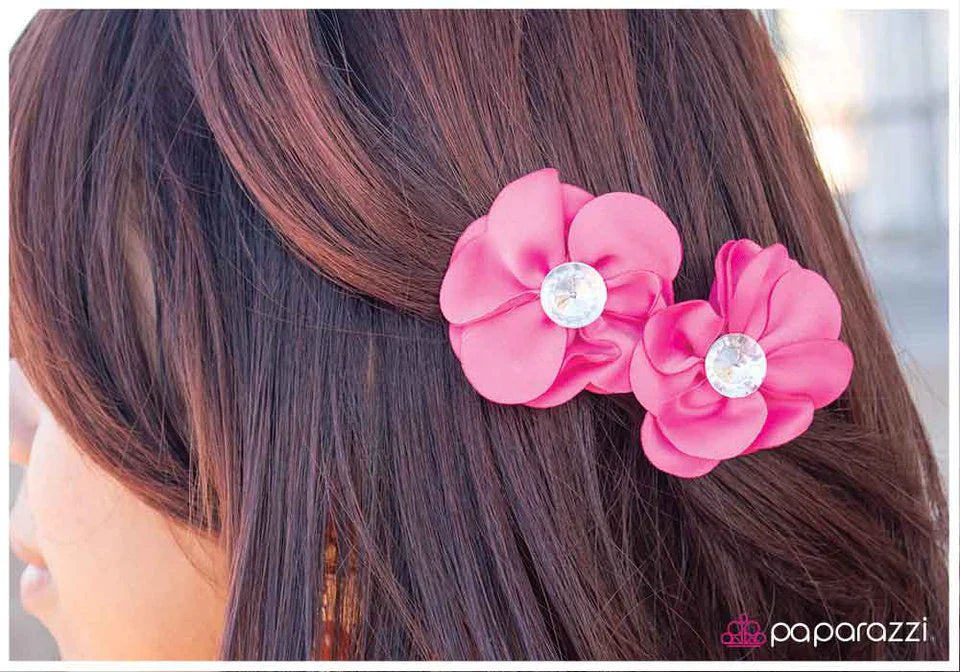 Paparazzi Hair Accessories ~ Pretty In Pink - Pink