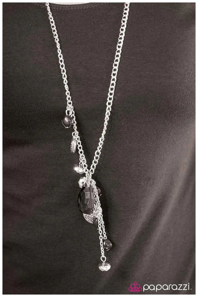 Paparazzi Necklace ~ Eat Your Heart Out - Black