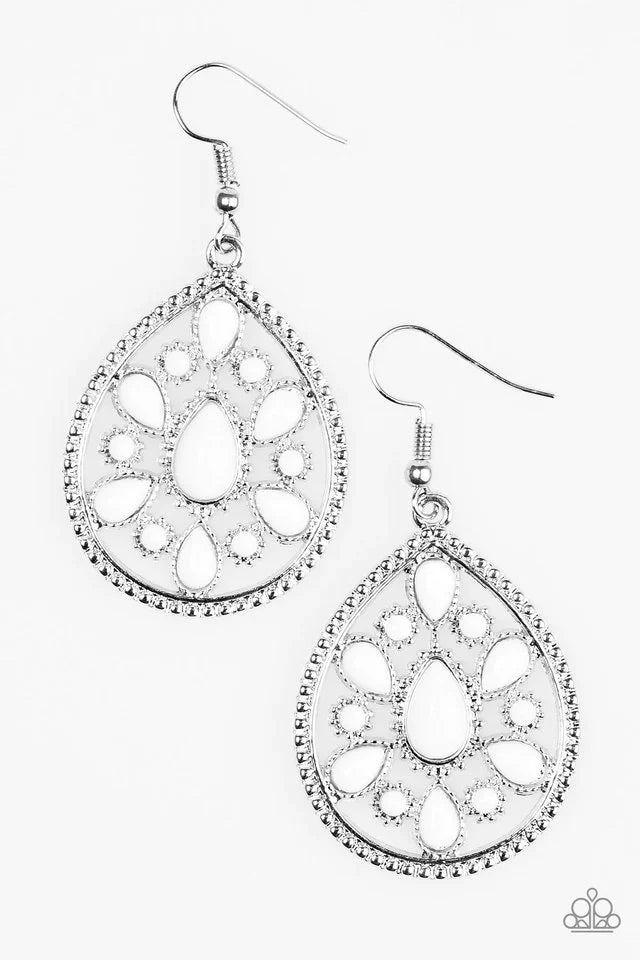 Paparazzi Earring ~ Pretty Princess - White