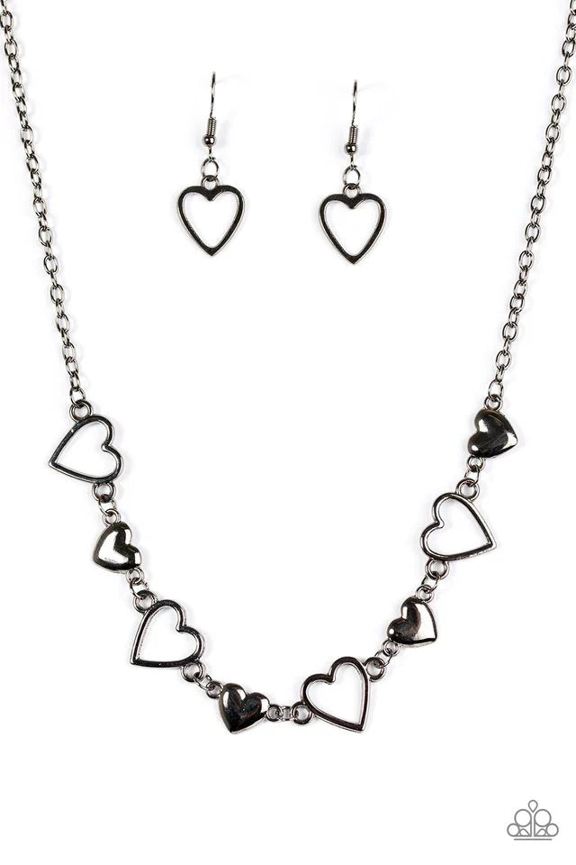 Paparazzi Necklace ~ Hustle and Heart - Black