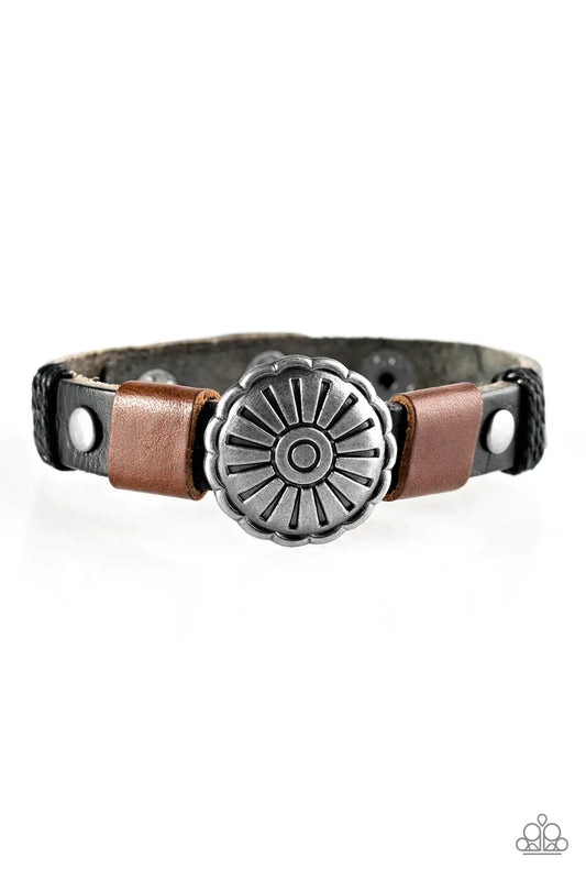 Paparazzi Bracelet ~ Mountain Rise - Black