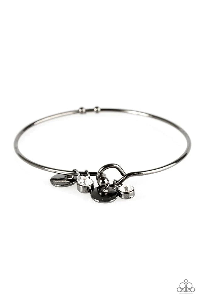 Paparazzi Bracelet ~ Turn It Upscale - Black
