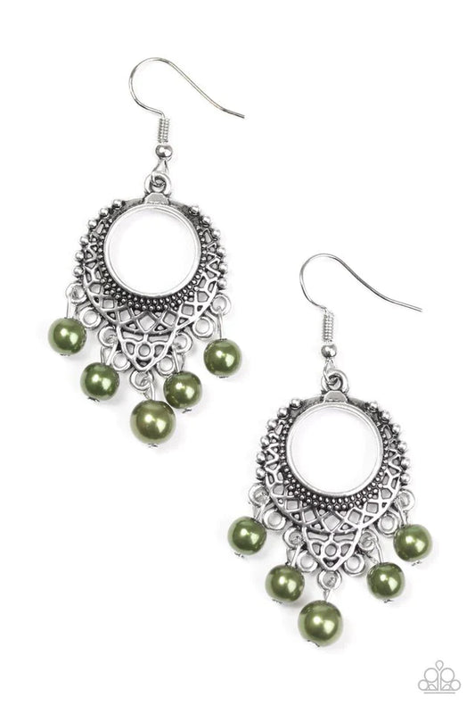 Paparazzi Earring ~ Uncatchable - Green