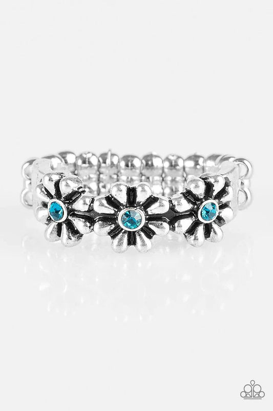 Paparazzi Ring ~ Dancing Daisies - Blue