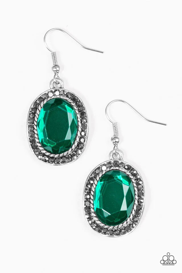 Paparazzi Earring ~ Queen Of Queens - Green