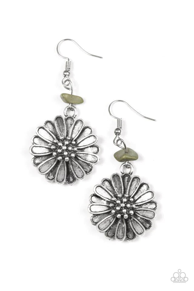 Paparazzi Earring ~ Prairie Garden - Green