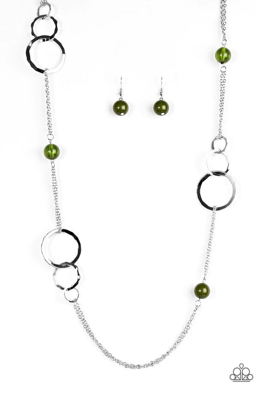 Paparazzi Necklace ~ Keepin It Cali - Green