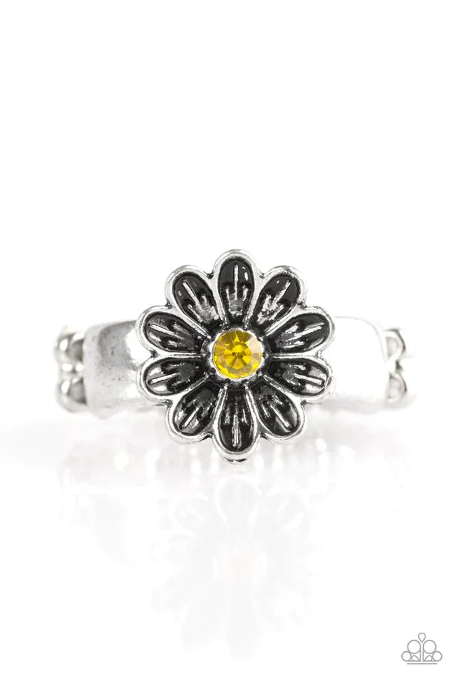 Paparazzi Ring ~ Anywhere BUD Here - Yellow