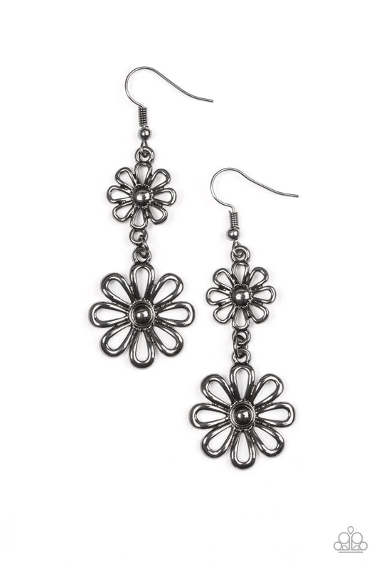 Paparazzi Earring ~ A Date With Daisies - Black