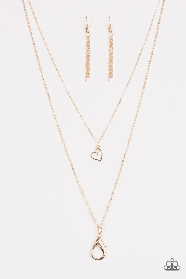 Paparazzi Necklace ~ A Work Of HEART - Gold