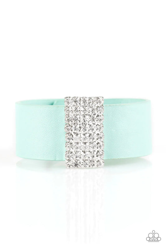 Paparazzi Bracelet ~ Walk The CATWALK - Green