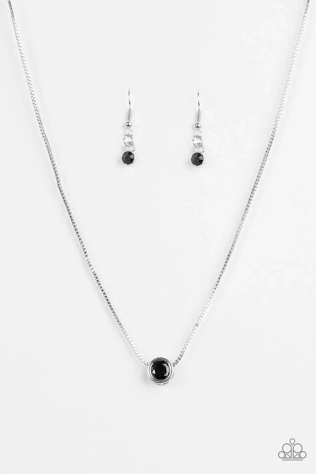 Paparazzi Necklace ~ Expert Shimmer - Black