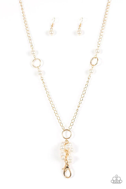 Paparazzi Necklace ~ Hit The Runway - Gold