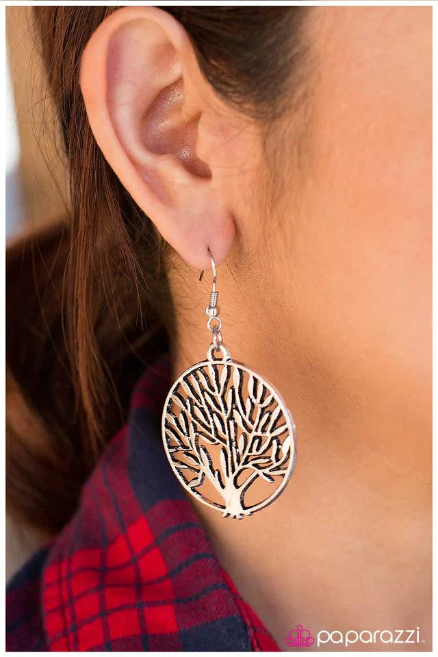 Paparazzi Earring ~ Make Like a Tree - Silver