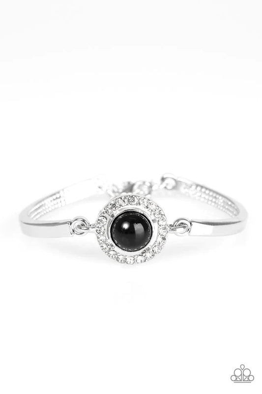 Paparazzi Bracelet ~ Glamour Icon - Black