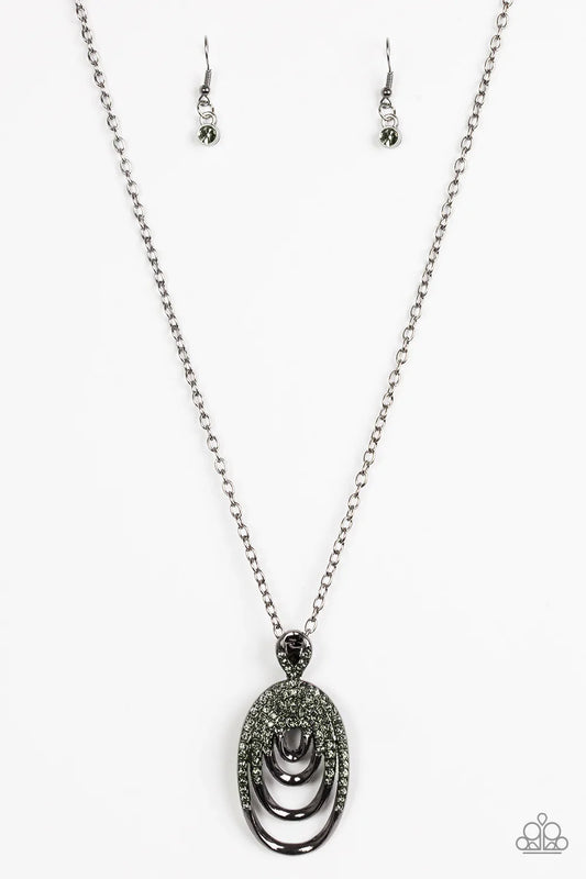 Paparazzi Necklace ~ The Heiress - Black