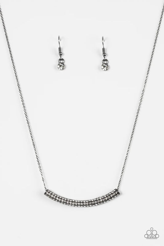 Paparazzi Necklace ~ Metro Magnificence - Black