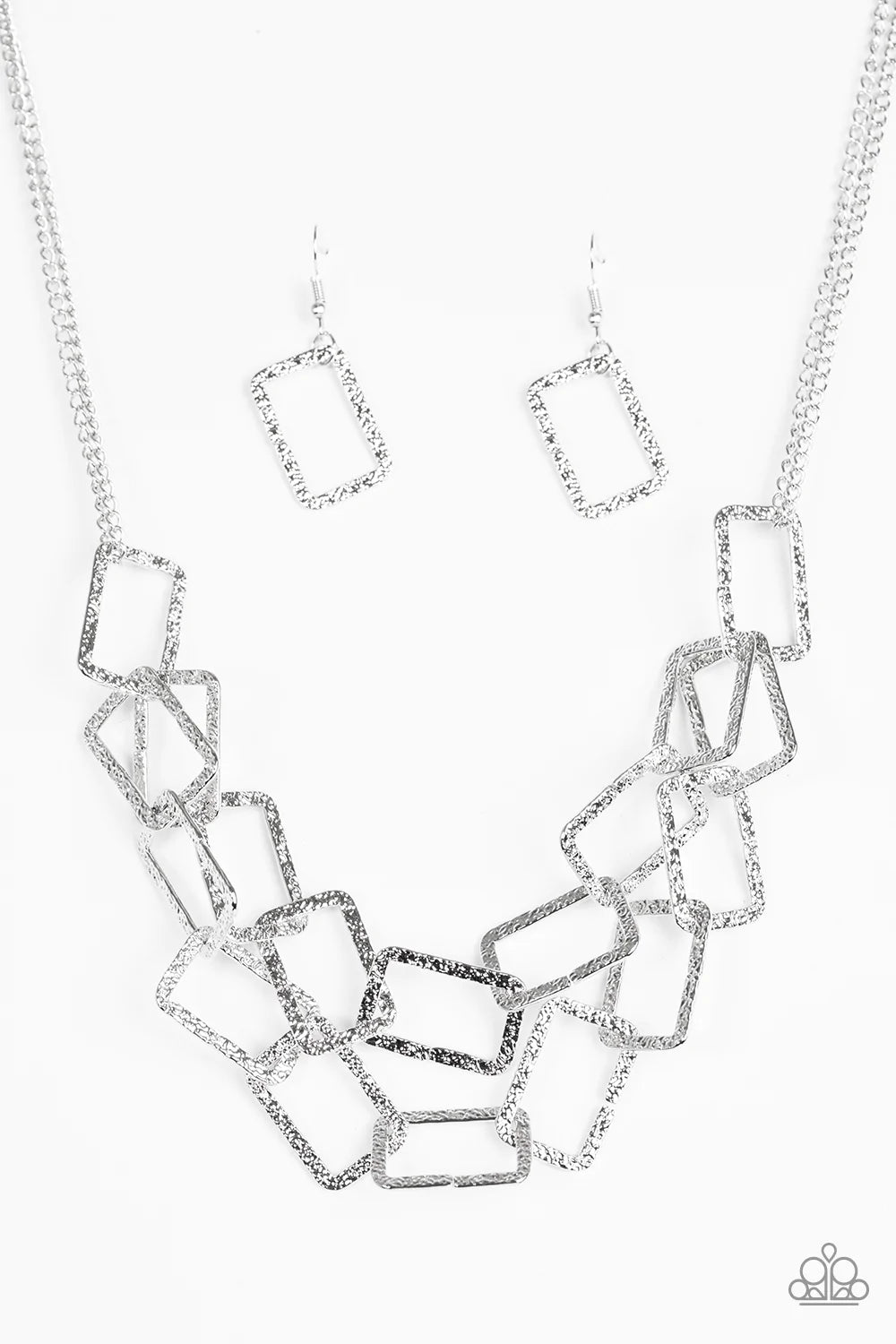 Paparazzi Necklace ~ Seattle Scene - Silver