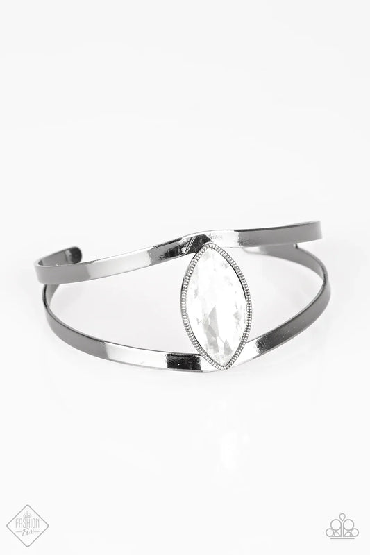 Paparazzi Bracelet ~ Toss Me A Tiara  - Black