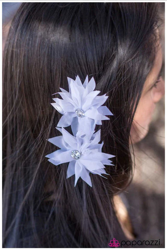 Paparazzi Hair Accessories ~ Shock Value - White