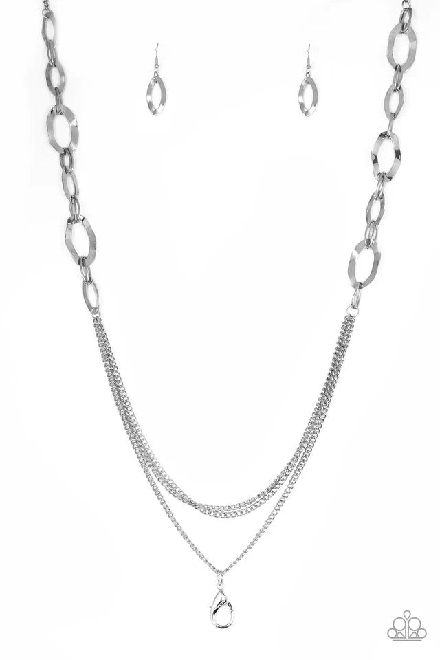 Paparazzi Necklace ~ Street Beat - Silver