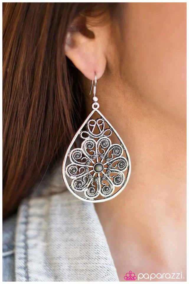 Paparazzi Earring ~ Twists and Turns - Green