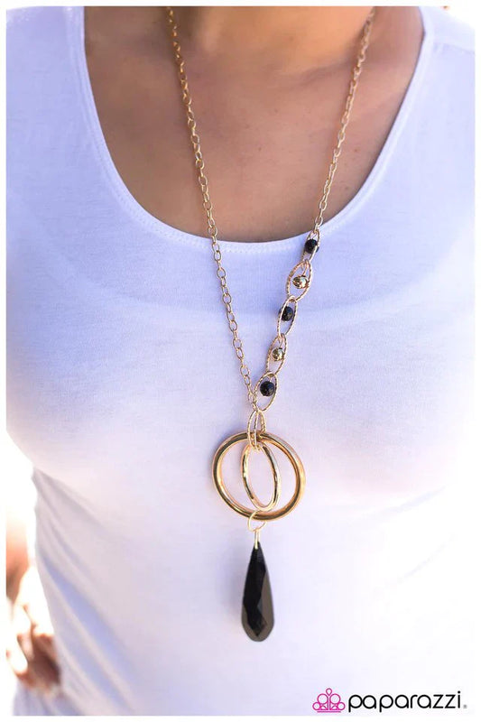 Paparazzi Necklace ~ Rumor Has It - Gold