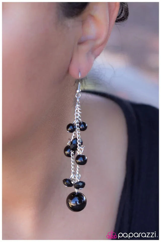 Paparazzi Earring ~ The Path Of Least Resistance - Black