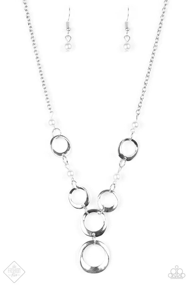 Paparazzi Necklace ~ Perfectly Poised - White