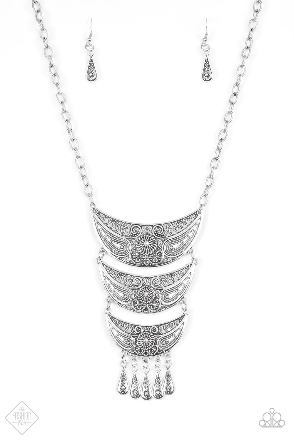 Paparazzi Necklace ~ Go STEER-Crazy  - Silver