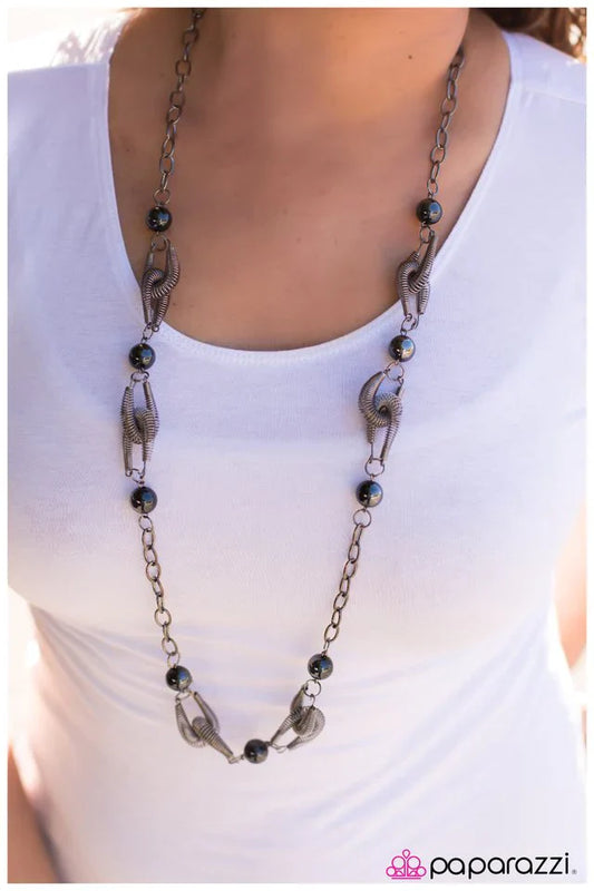 Paparazzi Necklace ~ A Spring In My Step - Black
