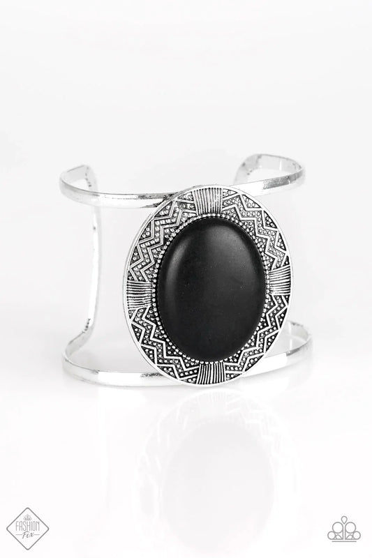 Paparazzi Bracelet ~ Lasting Landmark  - Black