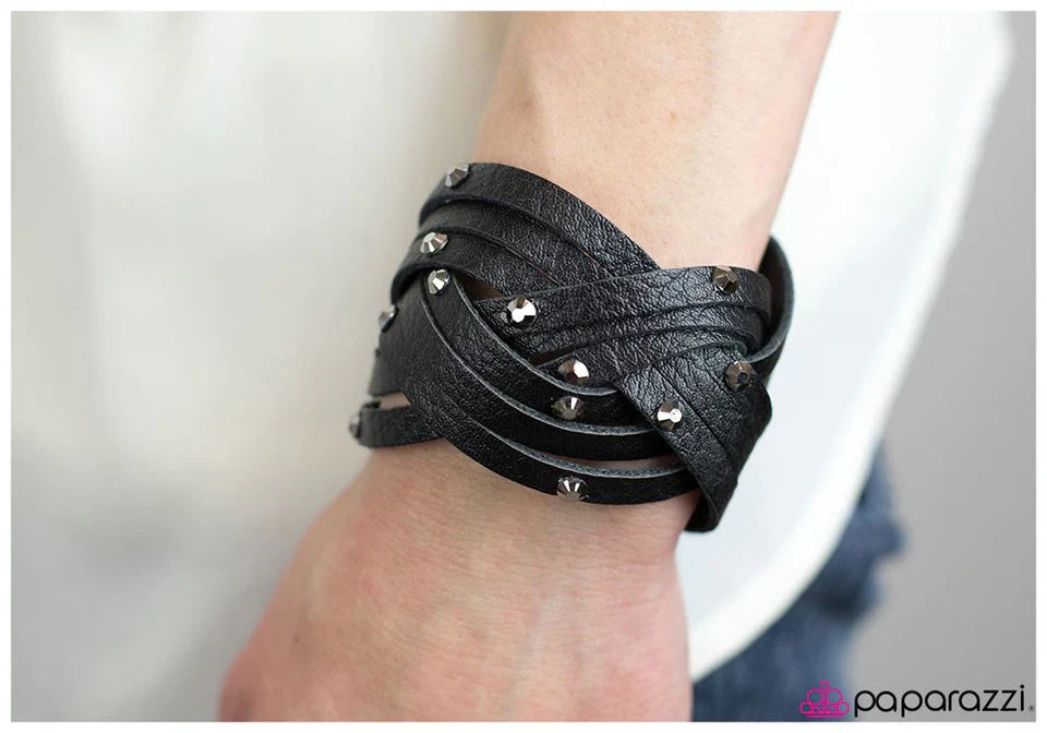 Paparazzi Bracelet ~ Dreamweaver - Black