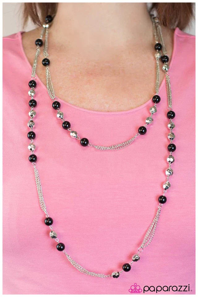 Paparazzi Necklace ~ Metallic Melody - Black