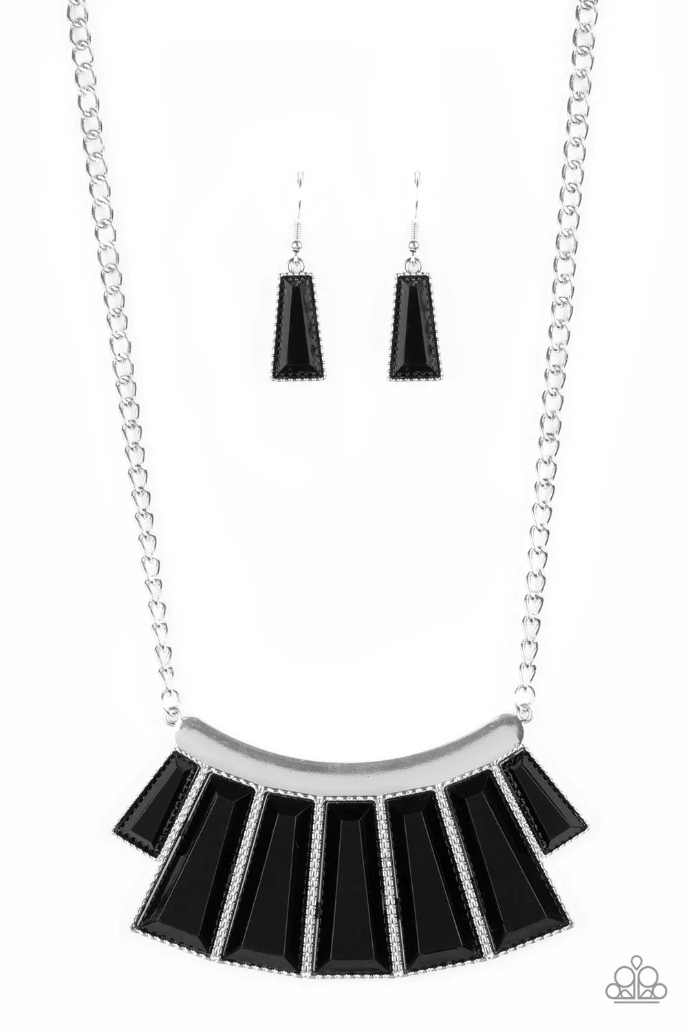 Paparazzi Necklace ~ Glamour Goddess - Black