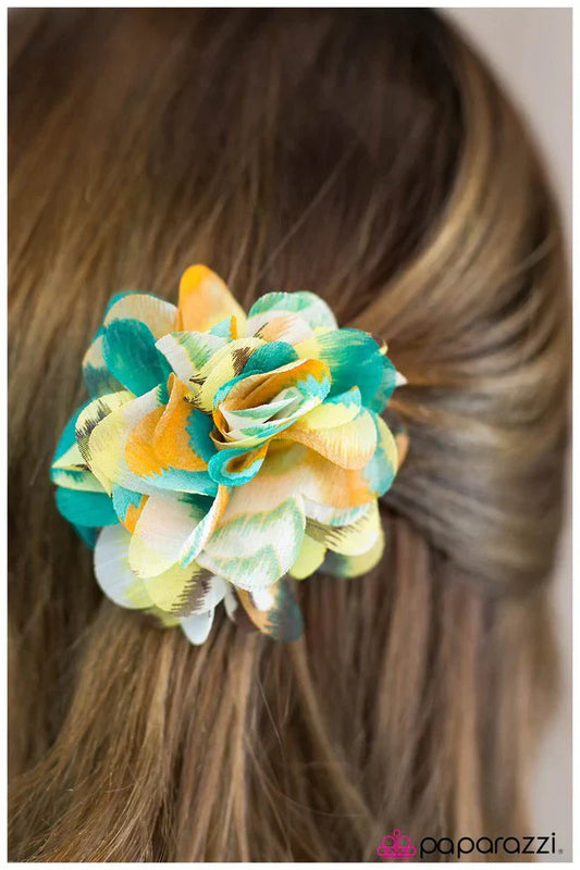 Paparazzi Hair Accessories ~ Different Strokes - Green