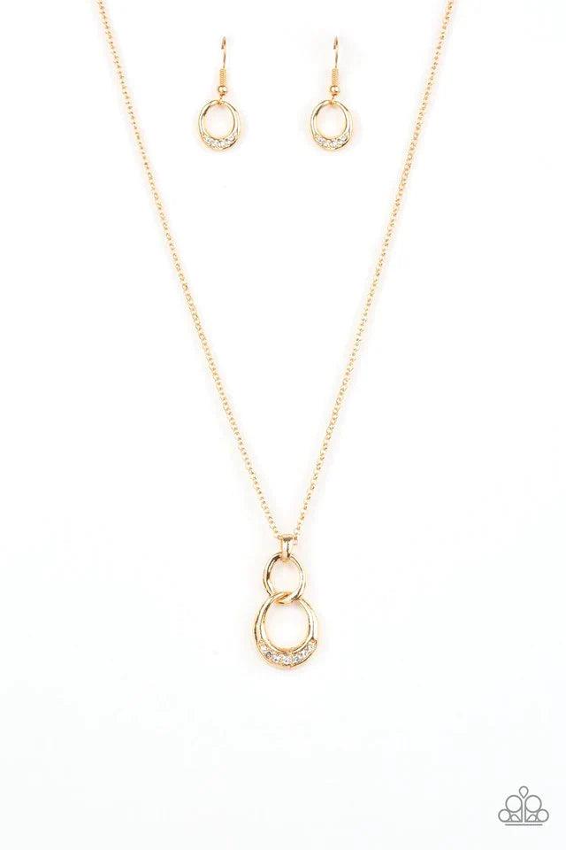 Paparazzi Necklace ~ Rockefeller Royal - Gold