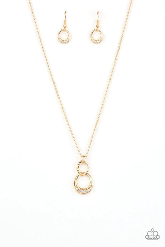 Paparazzi Necklace ~ Rockefeller Royal - Gold