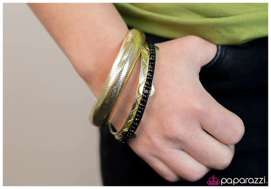 Paparazzi Bracelet ~ Royally Seeded - Black