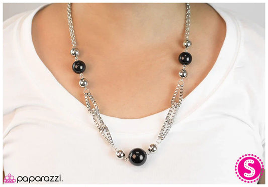 Paparazzi Necklace ~ Calm and Connected - Black