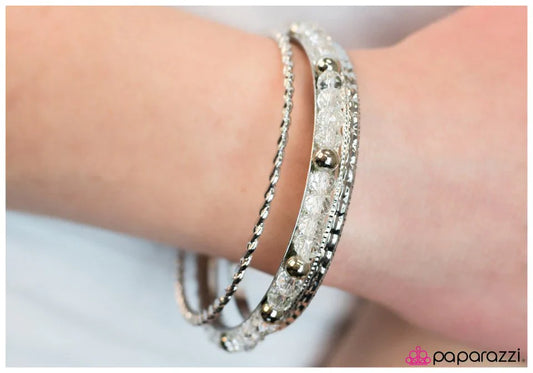 Paparazzi Bracelet ~ I Can See Clearly Now - White
