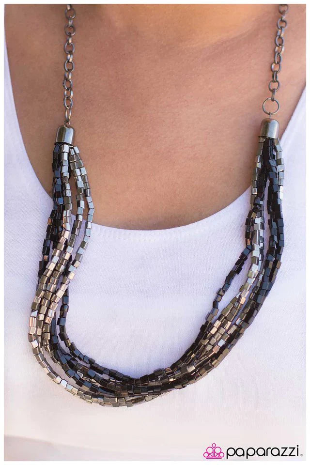 Paparazzi Necklace ~ Luxe Be A Lady - Black