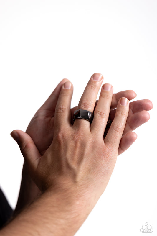 Thunderbolt - Black - Paparazzi Ring Image