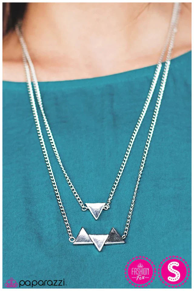 Paparazzi Necklace ~ Ups and Downs - Silver
